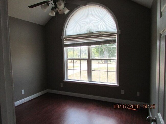 Foto del edificio - 224 Southern Ln