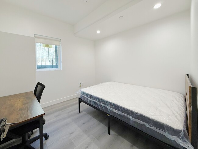 Dormitorio privado - 1219 W 36th St