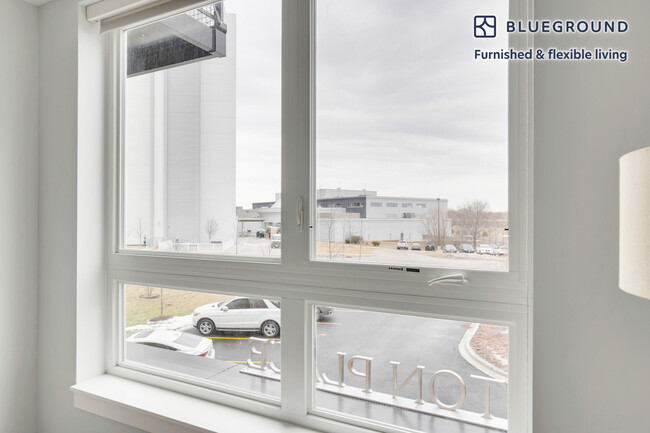 Foto del edificio - 3401 Payton Pl