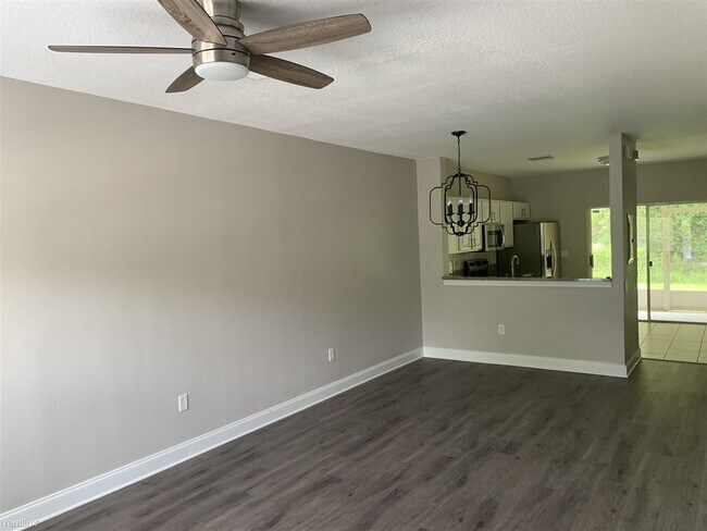Foto del edificio - 2 br, 1.5 bath Townhome - 1250 Standridge ...