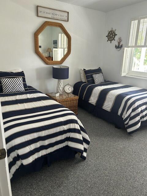 Foto del edificio - 2760 Banyan Rd