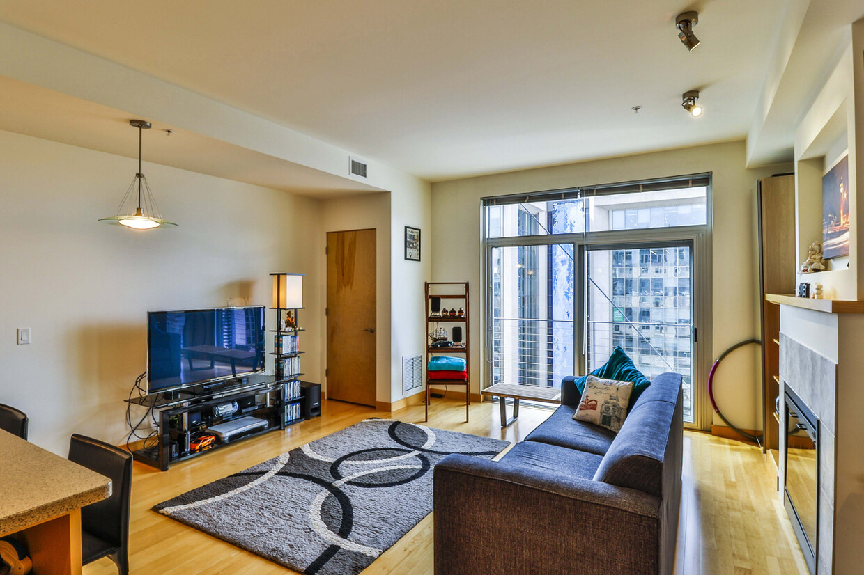 Foto principal - 309 W Washington Ave