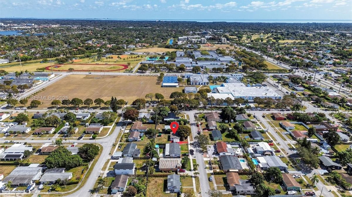 Building Photo - 10325 SW 149th Terrace