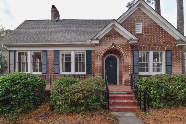 Foto del edificio - Charming 3 Bedroom Home in Desirable Heath...