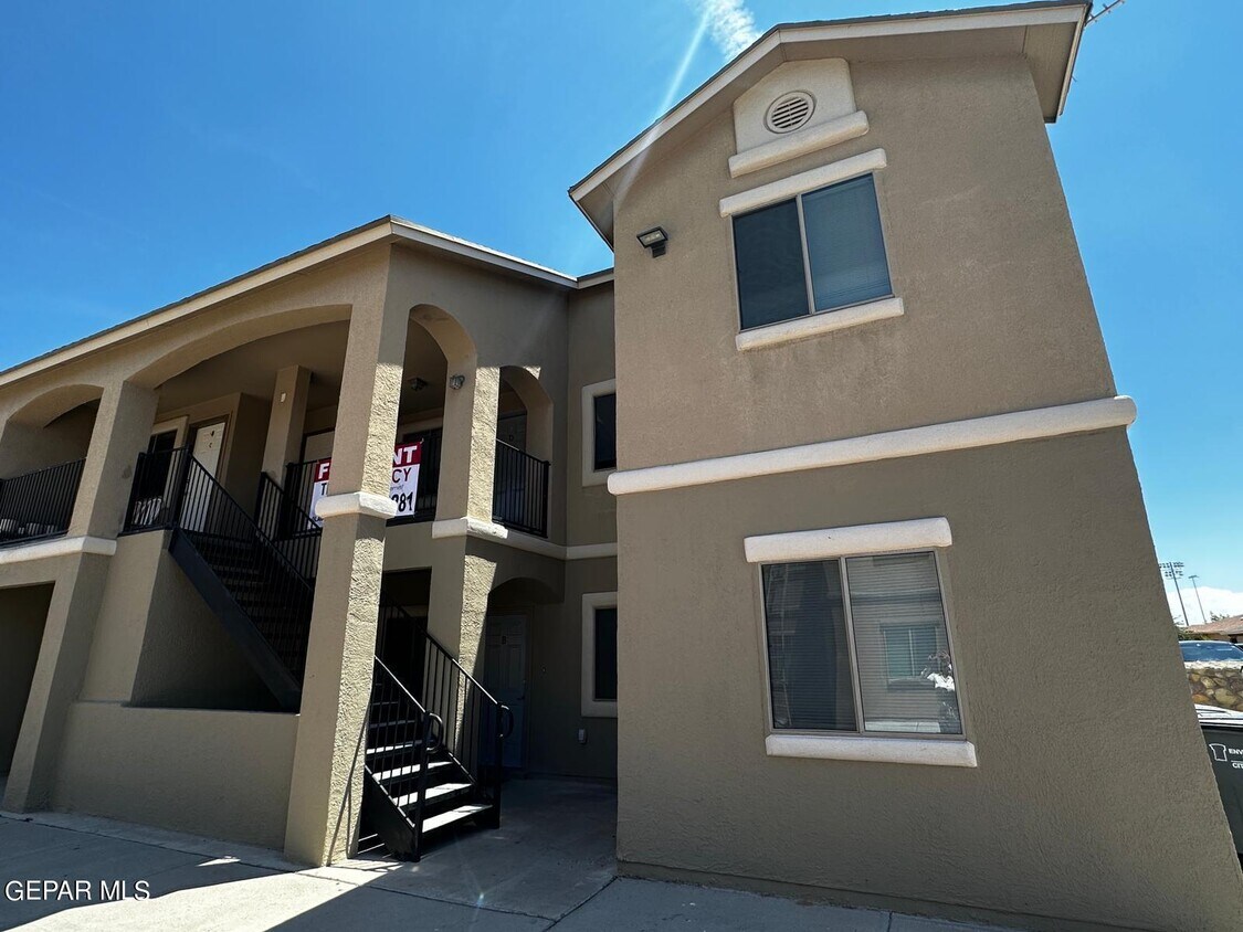 Primary Photo - 14304 Gil Reyes Dr