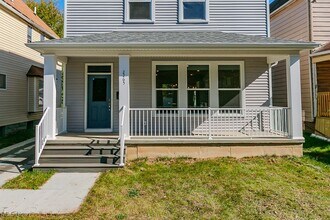 Building Photo - 2265 E 97th St