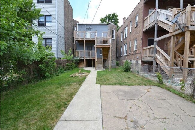 Foto del edificio - 6643 S Ingleside Ave