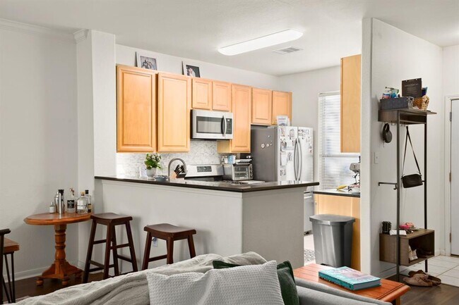 Foto del edificio - 4620 W William Cannon Dr