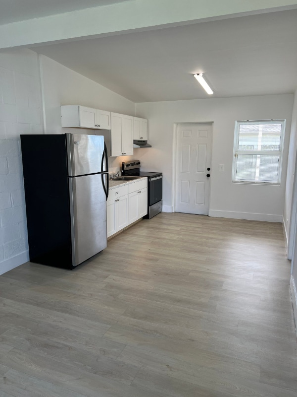 Photo - 320 NE 13th Ave Apartment