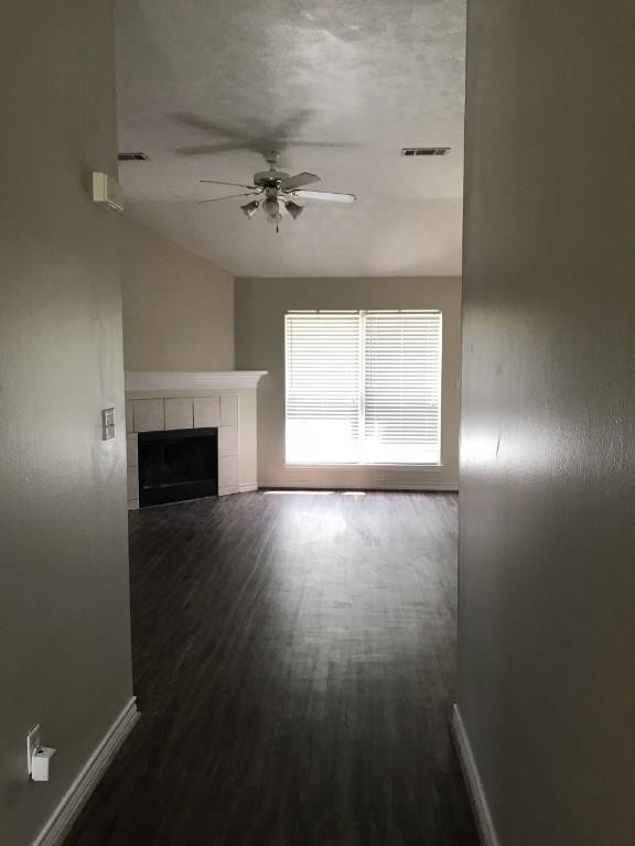 Building Photo - 1502 FM 1774