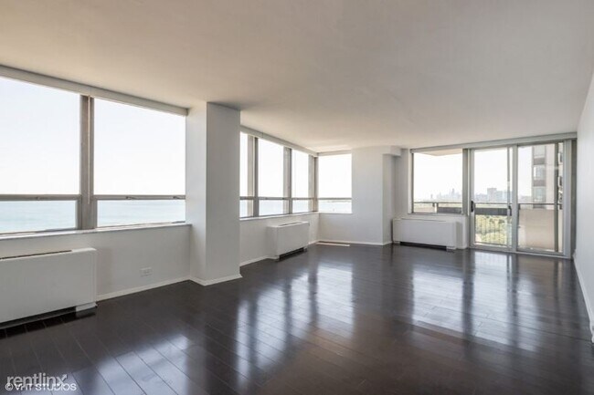 Foto del edificio - 3 br, 2 bath Condo - 5701 N Sheridan Rd # 20j