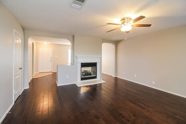 Building Photo - 705 Timber Trail