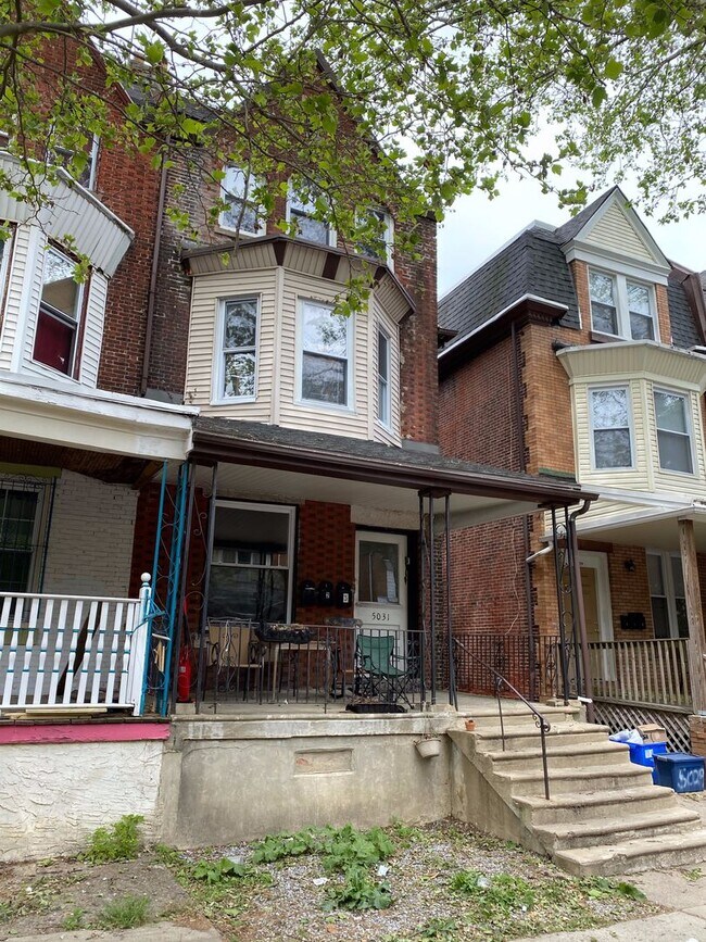 Building Photo - 5031 Hazel Ave