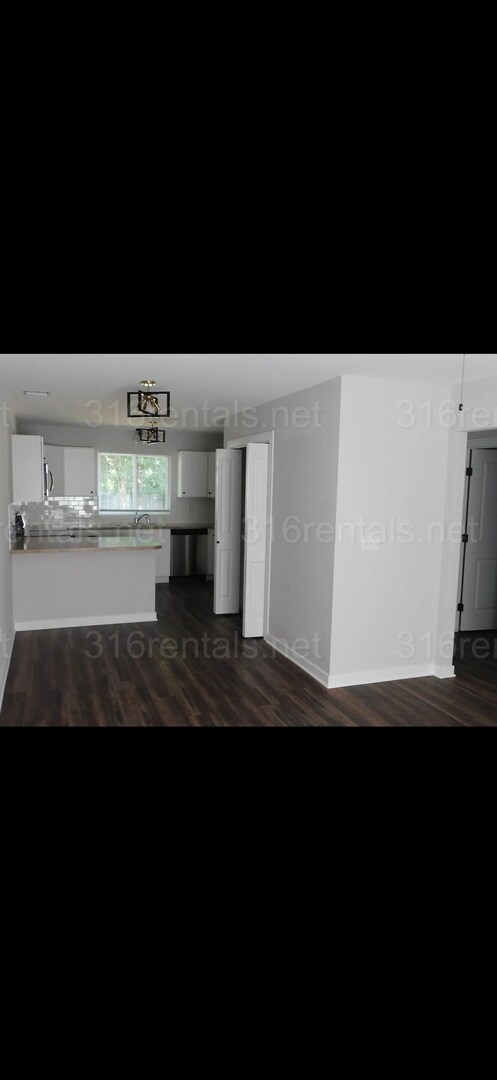 Foto del edificio - 317 S Taylor St