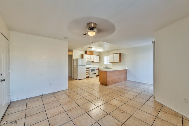 Building Photo - 6983 Appleton Dr