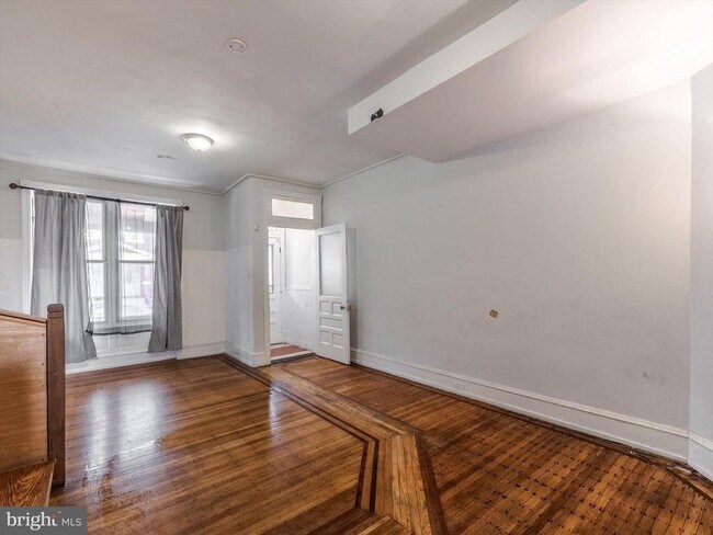 Foto del edificio - 242 Berkley St