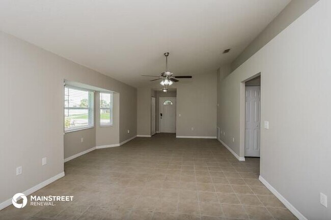 Building Photo - 2716 25th St, Sarasota, FL 34234