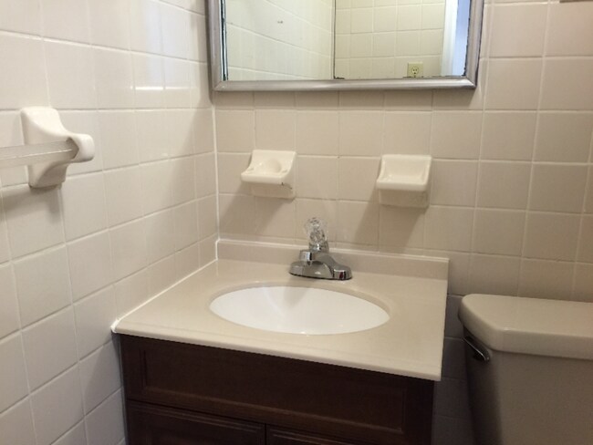 Foto del edificio - 32-28 73rd St