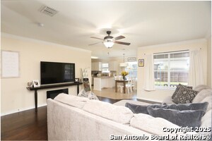 Foto del edificio - 10322 Filly Valley