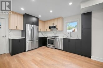 Building Photo - 412 Glenholme Ave