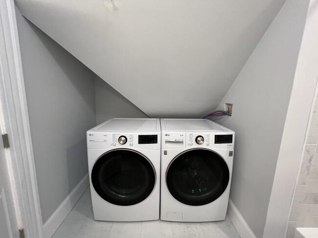 Photo - 4.0 bedroom in Somerville Massachusetts 02144 Apartment