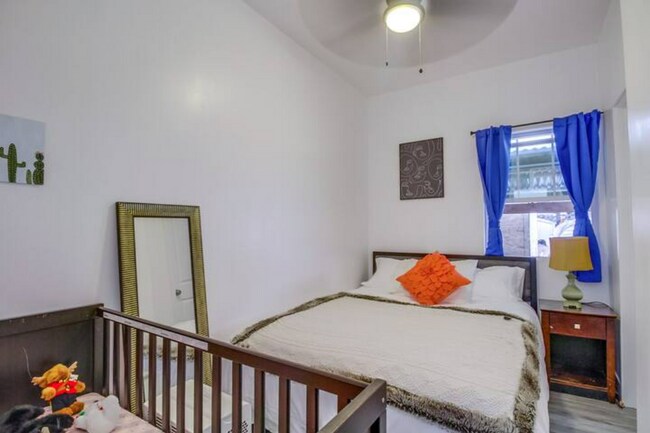 Foto del edificio - 3441 Boston Ave