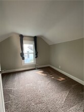 Building Photo - 145 Barben Ave