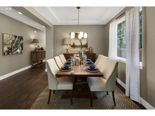 Building Photo - 5860 NE Pohlman Dr