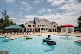 Foto del edificio - 43134 Baltusrol Terrace