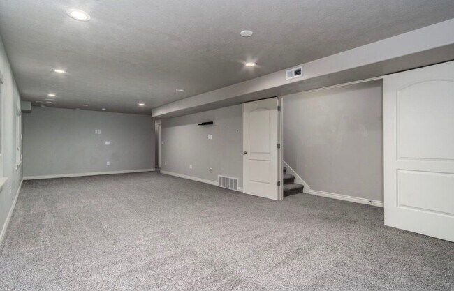 Foto del edificio - 13141 S Woods Park Dr