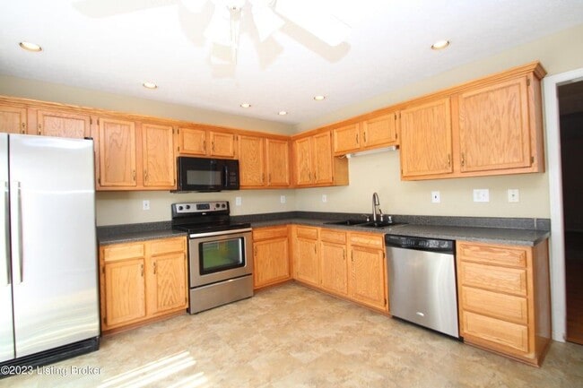 Building Photo - 13302 Crystal Cove