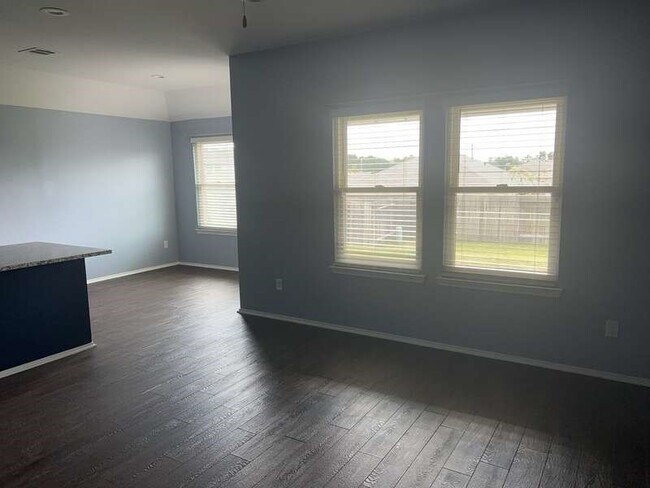 Foto del edificio - 14537 Montclair Way