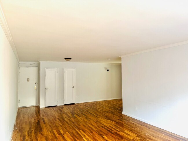 Foto del edificio - 210 Atlantic Ave