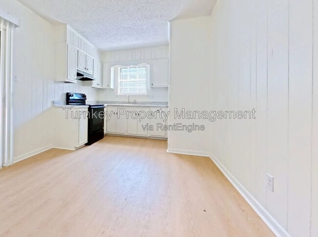 Building Photo - 4206 Zion St