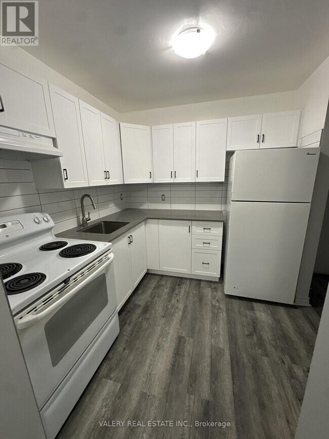 Photo du bâtiment - 11 Lowndes Ave