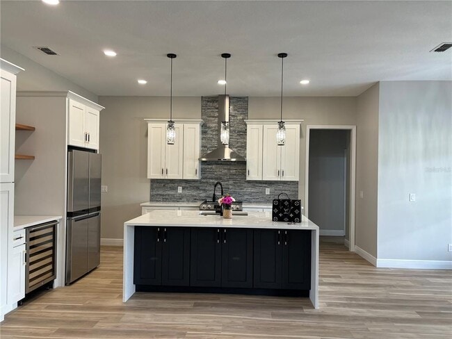 Building Photo - 3974 Kiawa Dr