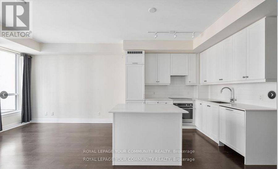 Photo principale - 9075-9075 Jane St