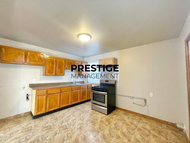 Foto del edificio - 2232 Whitcomb St