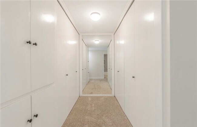 Foto del edificio - 22935 Nadine Cir