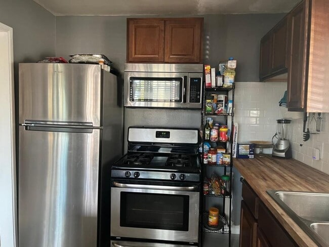 Foto del edificio - 516 Olivewood Terrace