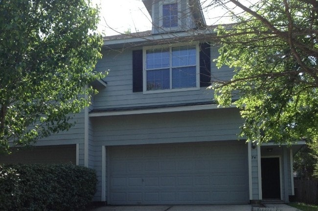 Building Photo - 74 Blue Creek Ct