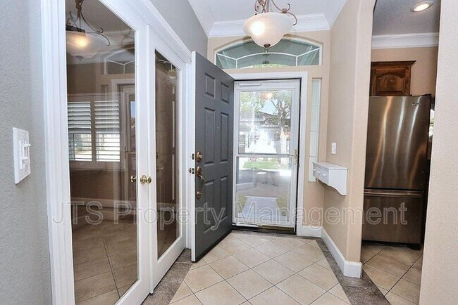 Building Photo - 311 Marsalla Dr
