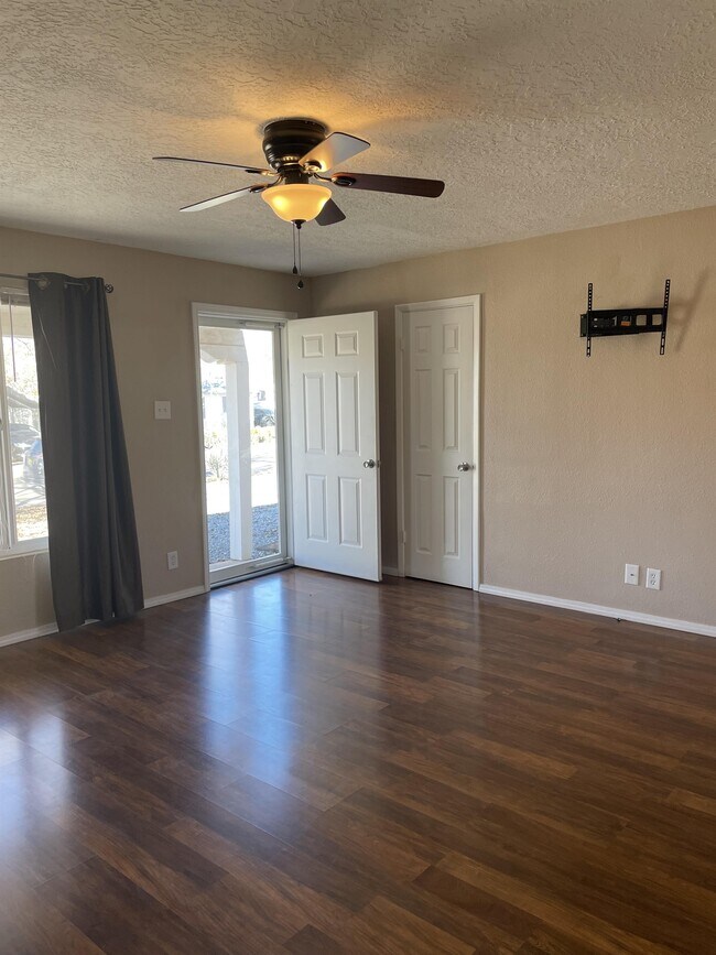 Foto del edificio - 2904 Garcia St NE