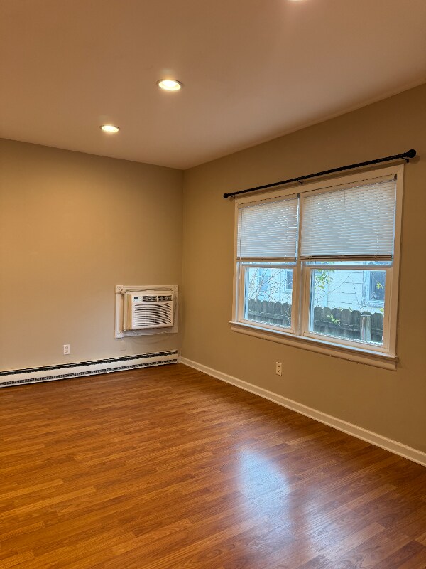 Foto del edificio - 53 Maple Ave