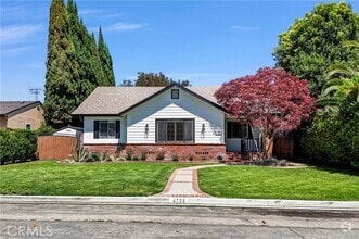 Building Photo - 4728 Sunfield Ave