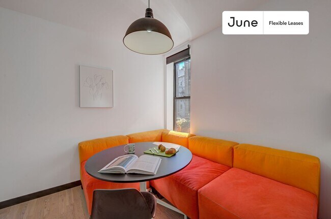 Foto del edificio - Harmonious ROOM at The Maison Suydam