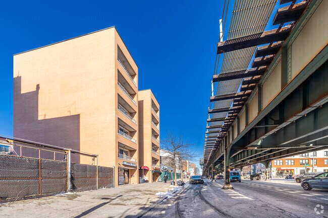 Contexto del vecindario - 28-04 31st St