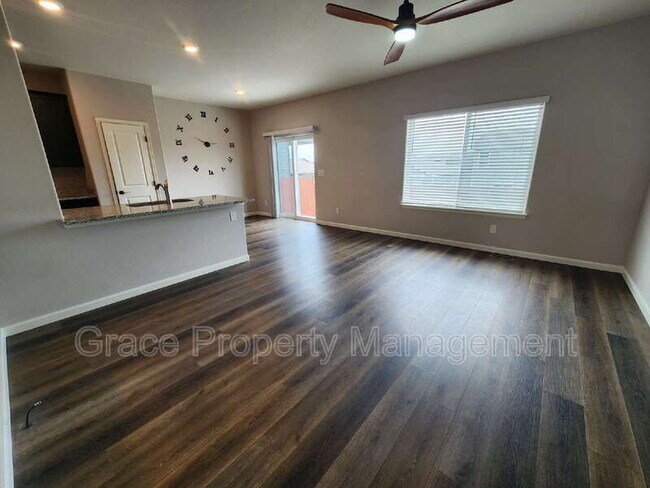 Building Photo - 8883 Ventura Ct