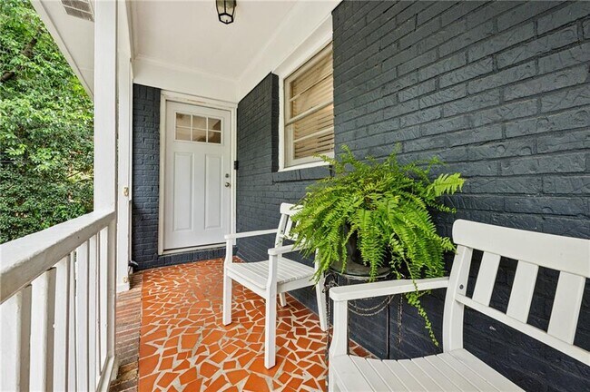 Foto del edificio - 1132 Lonetia St SE