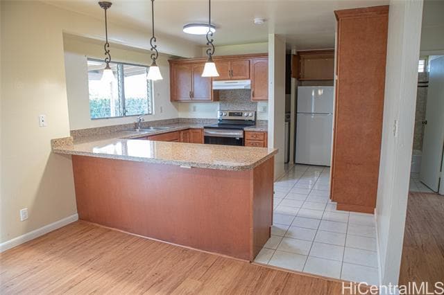 Building Photo - 94-505-505 Oliona Pl